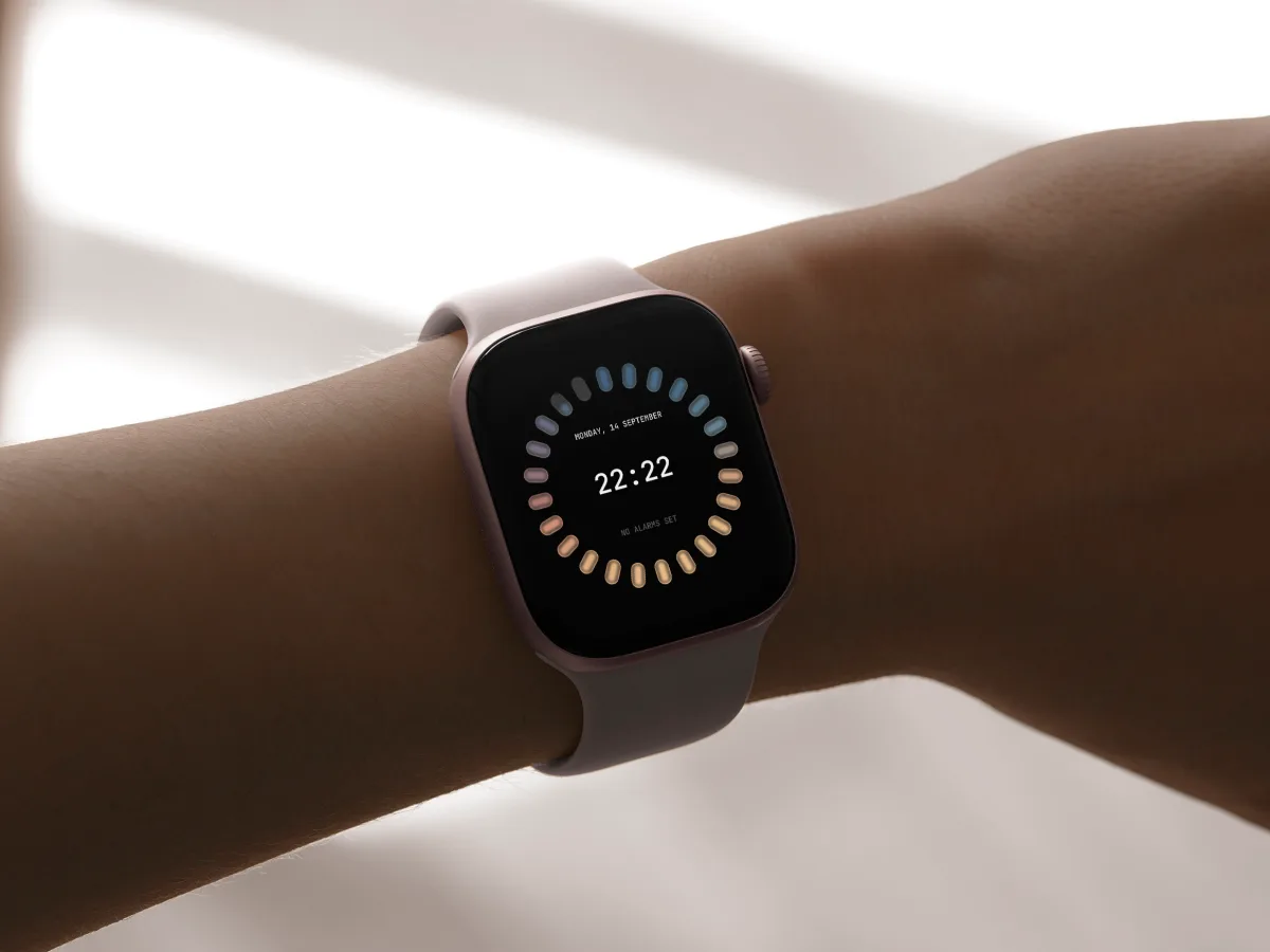 Circadial as a watch face on an Apple Watch.